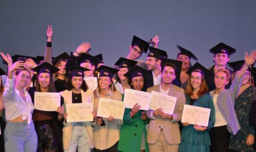 Photo de la remise diplômes 2022 de l'ico, école d'optique Paris Sud