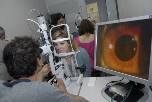 photo du matériel utilisé en licence pro optométrie de l'ICO, école d'optique Paris Sud