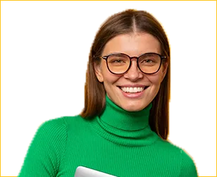 femme souriante avec des lunettes pour présenter une actualités de l'ico, école d'optique paris sud