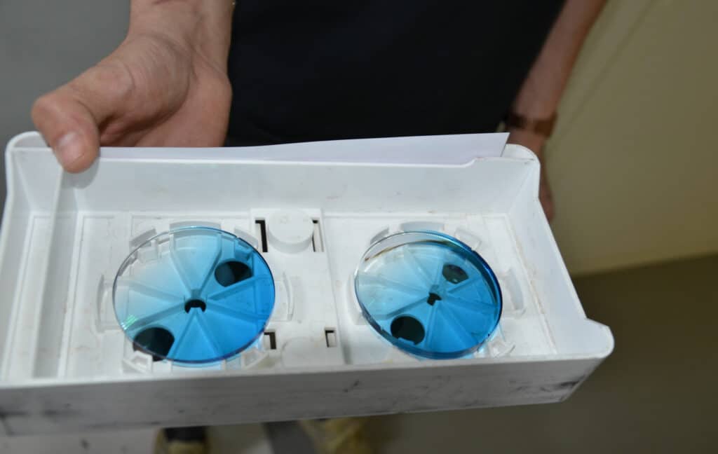 traitement des verres optiques chez Novacel
