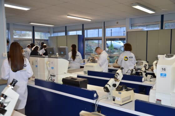 ICO école optique, atelier d'optique lunetterie